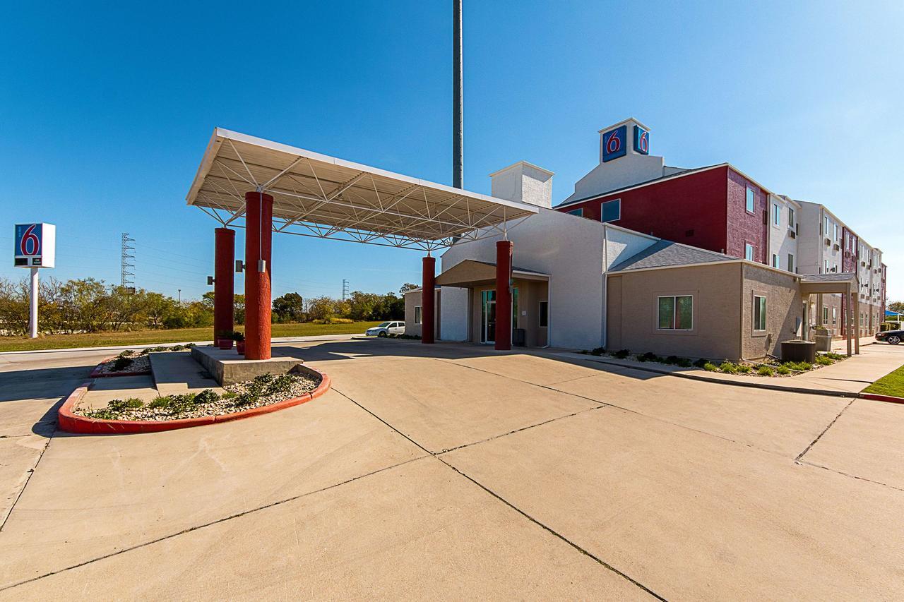 Motel 6-San Antonio, Tx - Downtown - Alamo Dome Exterior photo