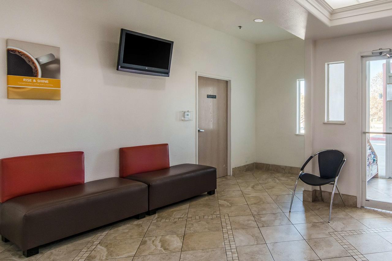 Motel 6-San Antonio, Tx - Downtown - Alamo Dome Exterior photo